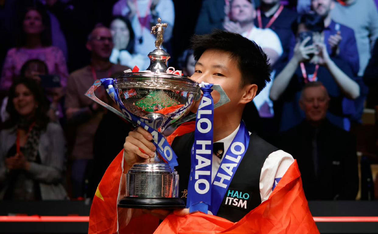 面对两名主 面对两名主